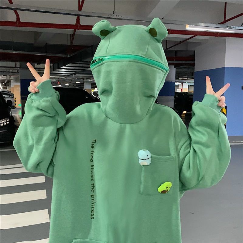 Couples Frog Pullover Sweater for Women and Men!