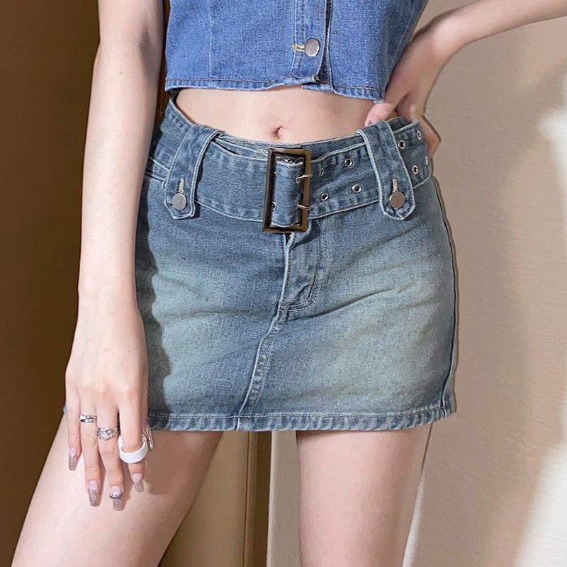 Vintage Look Waist Slimming Miniskirt Women's Blue Jean Skirt with Belt