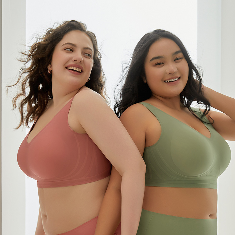 Plus-Size Seamless Push-Up wire free comfort bra !